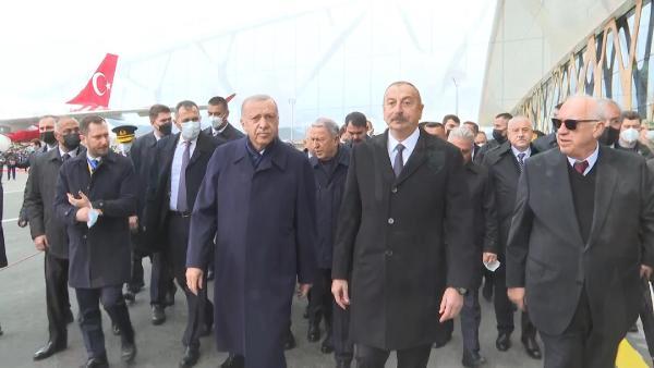 cumhurbaskani-erdogan-mevkidasi-aliyev-ile-fuzuli-havalimaninda-incelemelerde-bulundu-BH9CGeZJ.jpg
